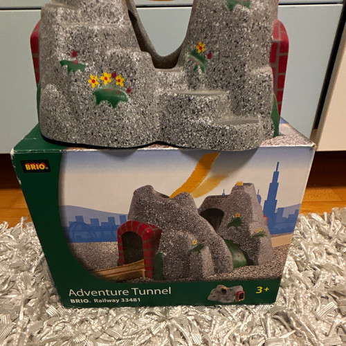 Brio adventure tunnel - adventure,